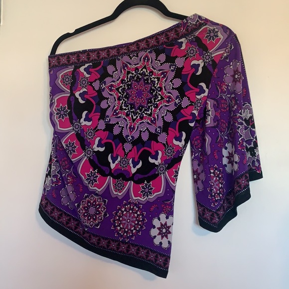 Cache one shoulder top - Picture 3 of 4